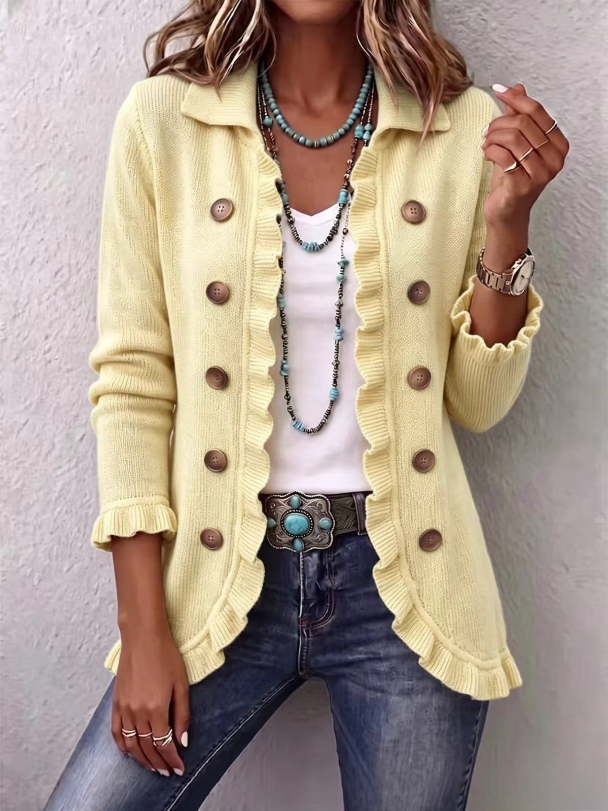 Lillian | Buttercream Ribbed Knit con volant giacca