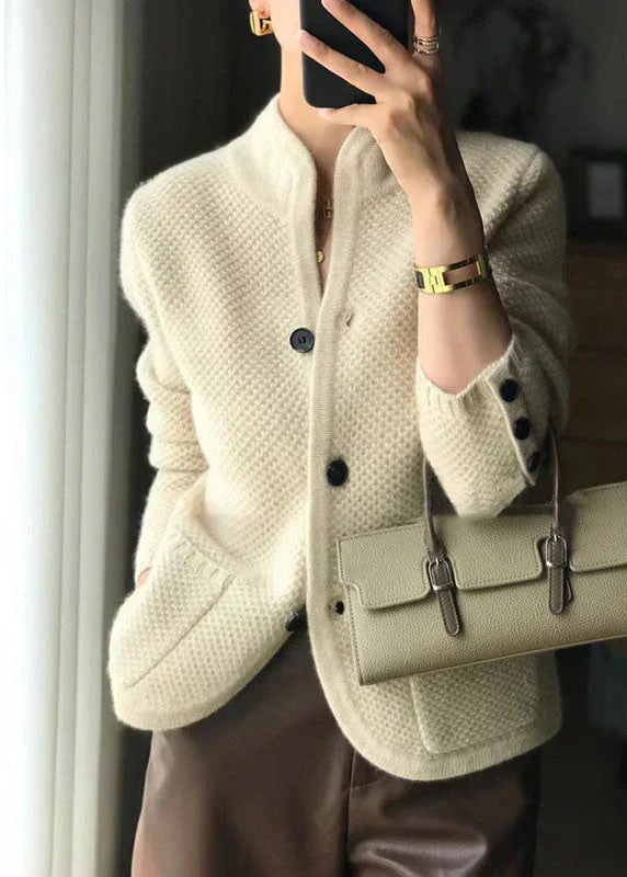 Cardigan avvolgente in morbida maglia aperto sul davanti