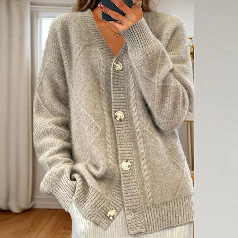 Cardigan classico a trecce con bottoni