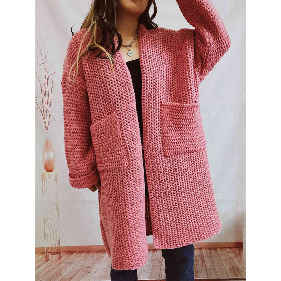 Cardigan oversize in maglia pesante aperto sul davanti